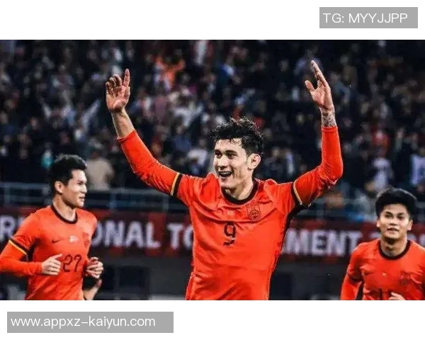 天秀表现！拜合拉木双响助力U22国足2-0领先韩国队