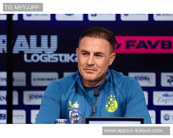 乌兹别克斯坦足协确认卡纳瓦罗及教练组抵达塔什干洽谈执教事宜 乌兹别克斯坦足协确认卡纳瓦罗及教练组抵达塔什干洽谈执教事宜