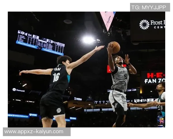 媒体人点评小杨防守风格称其象征性扑救难以适应NBA比赛节奏